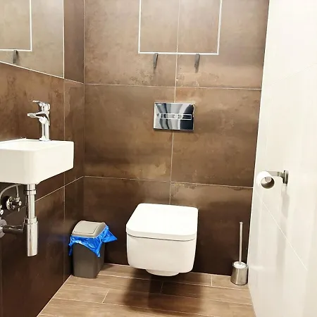 Skyluxe Loft Eurovea Tower Free Parking Apartment