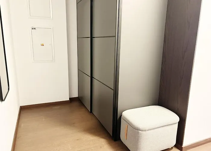 Skyluxe Loft Eurovea Tower Free Parking アパート ブラチスラヴァ