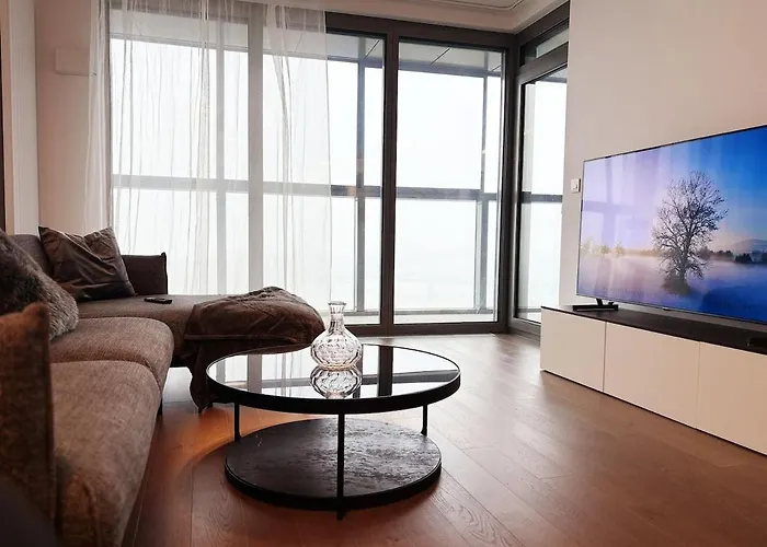 Apartamento Skyluxe Loft Eurovea Tower Free Parking Bratislava
